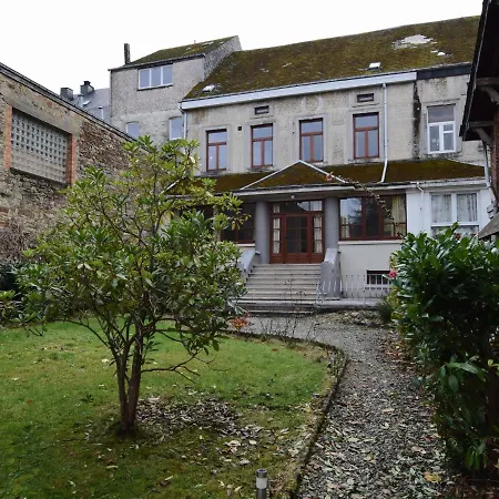 Holiday home Elegant In Hubert With Fenced Garden