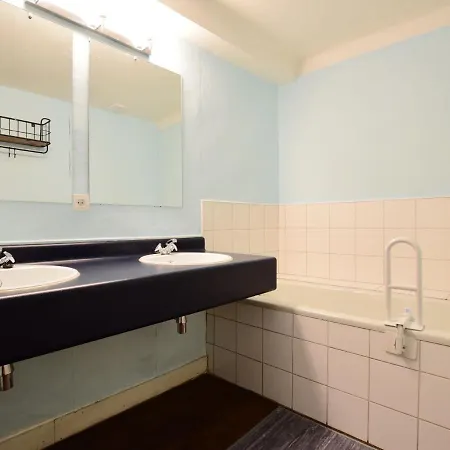 Elegant In Hubert With Fenced Garden Holiday home *