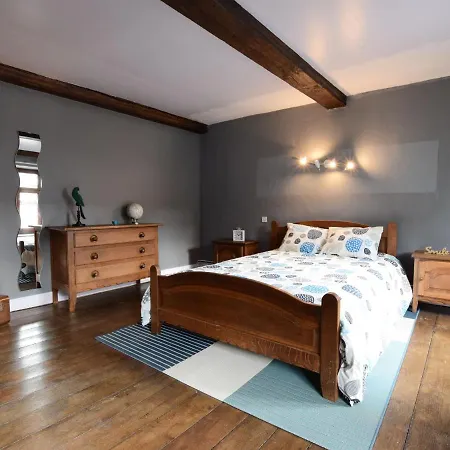 Holiday home Elegant In Hubert With Fenced Garden