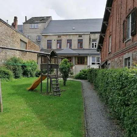 Holiday home Elegant In Hubert With Fenced Garden